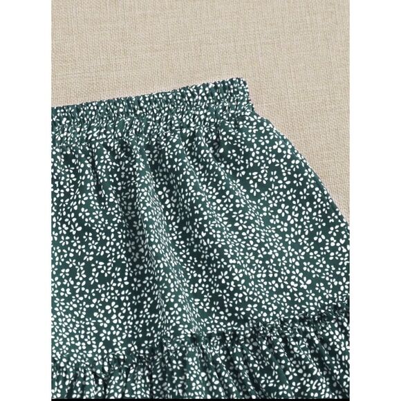 SHEIN Floral Skirt - Picture 3 of 8